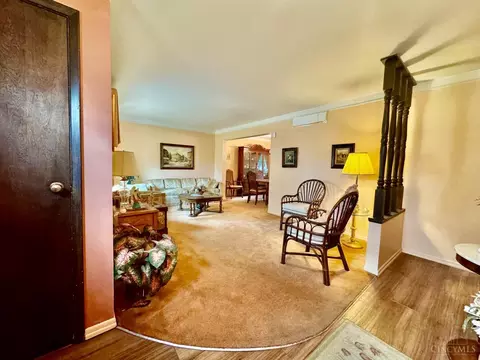 Living - 324 Bob Dr, Cincinnati, OH 45238 photo 1 of 8