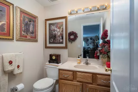 Bath - 1186 Forest Run Dr, Batavia, OH 45103 photo 5 of 5