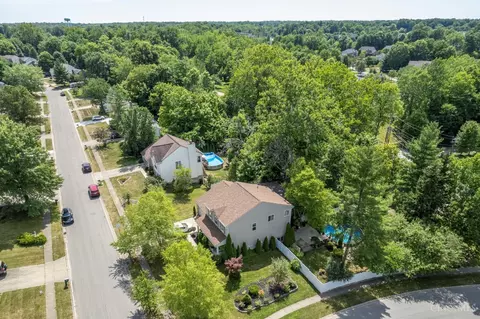 View/Area - 1186 Forest Run Dr, Batavia, OH 45103 photo 5 of 8