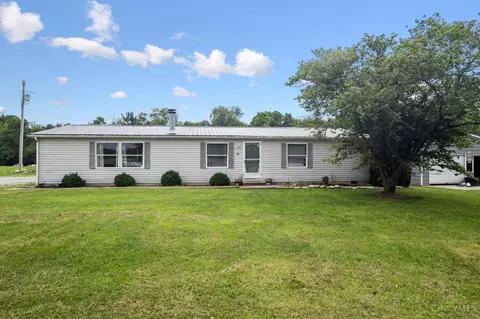 8041 Black Rd, Russellville, OH 45168