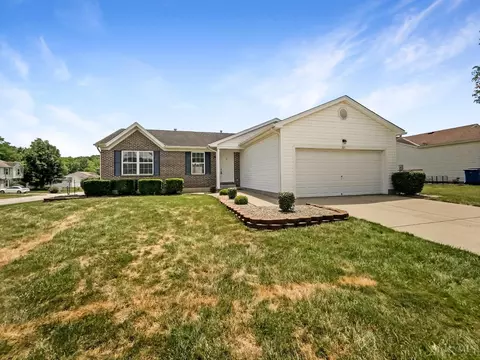537 Misty Dawn Rd, Hamilton Township, OH 45039