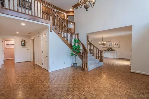 Other - 27 Heritage Ct, Blue Ash, OH 45241 photo 2 of 19