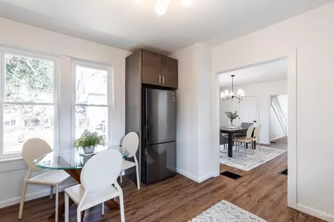 Dining - 4105 Whetsel Ave, Cincinnati, OH 45227 photo 4 of 4