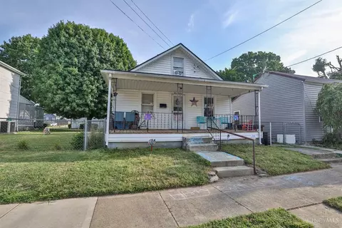 513 Broadway St, Harrison, OH 45030 photo 2