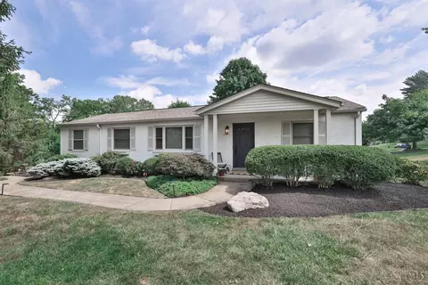 3596 Lobelia Dr, Blue Ash, OH 45241