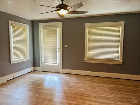 1906 W Fork Rd, Cincinnati, OH 45223 photo 2