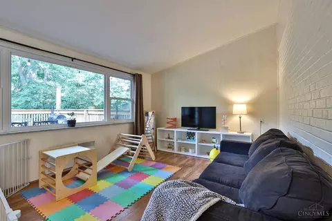 2107 Sutton Ave, Cincinnati, OH 45230 photo 9