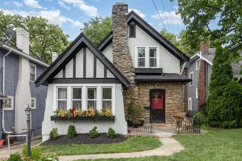 2913 Utopia Pl, Cincinnati, OH 45208