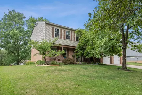929 Belsage Ct, Cincinnati, OH 45231 photo 2