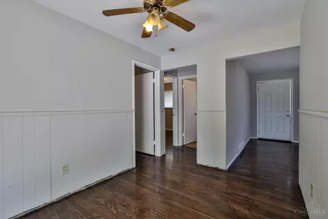 Entry Way - 4288 Grotto Ct, Cheviot, OH 45211 photo 2 of 2
