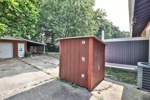 Exterior - 4288 Grotto Ct, Cheviot, OH 45211 photo 4 of 11