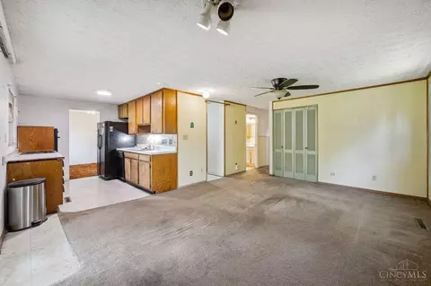 997 Pilgrim Pl, Springdale, OH 45246 photo 10
