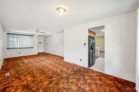 997 Pilgrim Pl, Springdale, OH 45246 photo 5