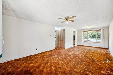 997 Pilgrim Pl, Springdale, OH 45246 photo 4