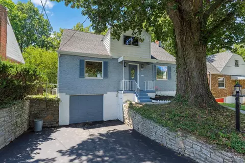 8001 Daly Rd, Cincinnati, OH 45224 photo 2