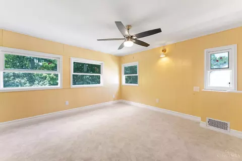 8001 Daly Rd, Cincinnati, OH 45224 photo 29