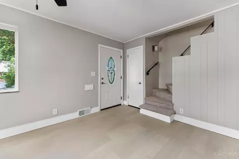 8001 Daly Rd, Cincinnati, OH 45224 photo 7