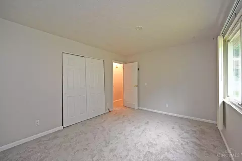 Bedroom - 5145 Rapid Run Rd, Cincinnati, OH 45238 photo 3 of 7