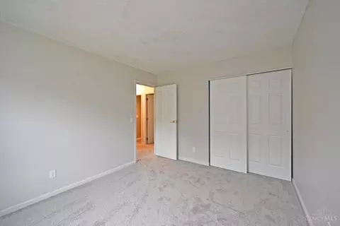 Bedroom - 5145 Rapid Run Rd, Cincinnati, OH 45238 photo 5 of 7