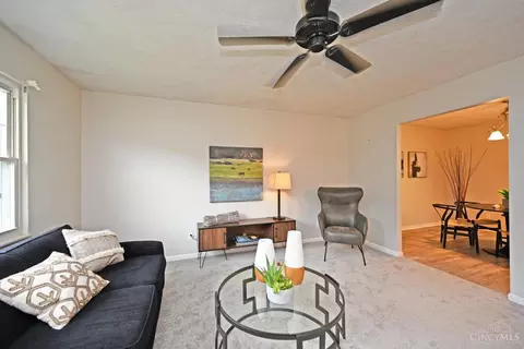 Living - 5145 Rapid Run Rd, Cincinnati, OH 45238 photo 3 of 5