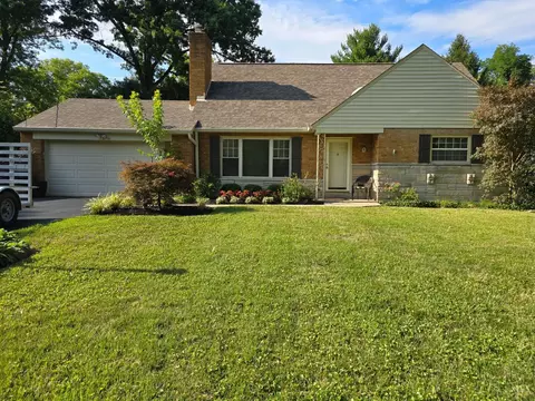 6740 High Meadow Dr, Anderson Twp, OH 45230