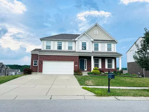 5045 Greenshire Dr, Cleves, OH 45002