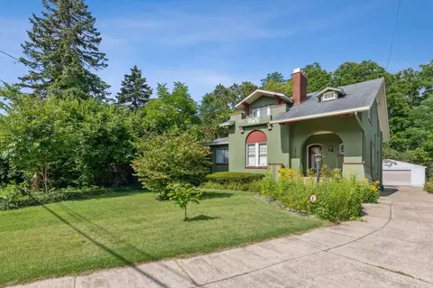 3419 Mcfarlan Rd, Cincinnati, OH 45211