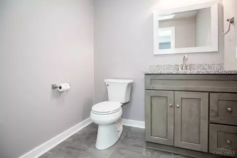 Bath - 7525 Harbor Way, Harrison, OH 45030 photo 2 of 3