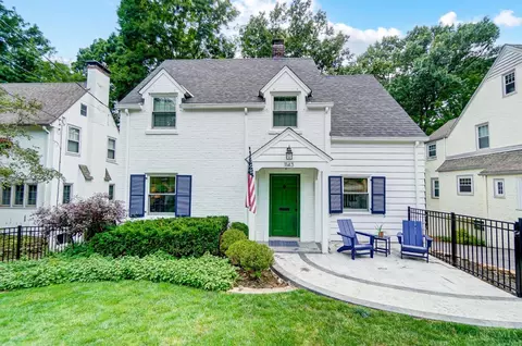 1143 Beverly Hill Dr, Cincinnati, OH 45208