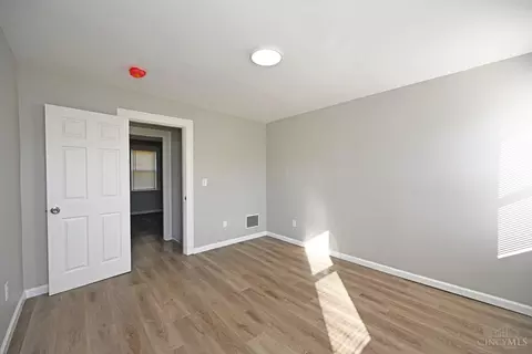1271 Henkel Dr, Cincinnati, OH 45205 photo 17