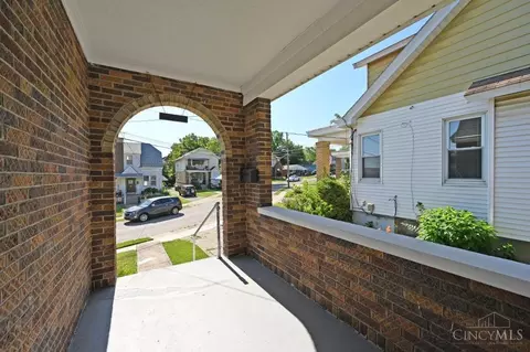 1271 Henkel Dr, Cincinnati, OH 45205 photo 4