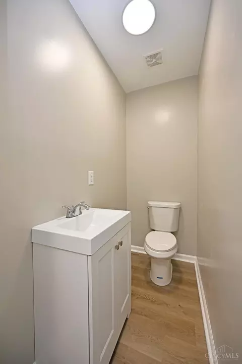 1271 Henkel Dr, Cincinnati, OH 45205 photo 22