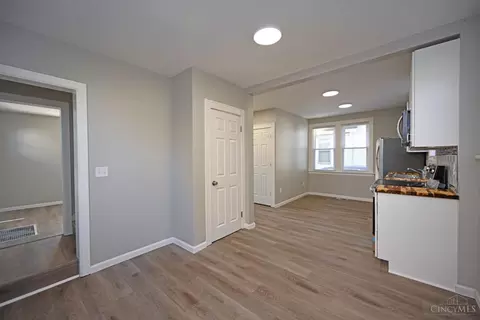 1271 Henkel Dr, Cincinnati, OH 45205 photo 12