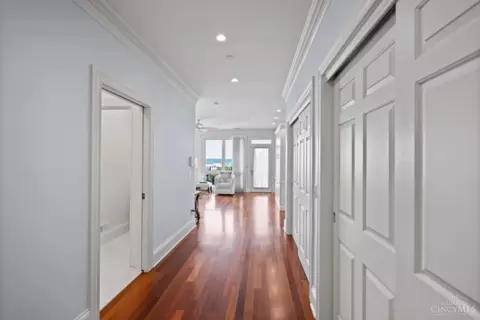 1029 St Gregory St #B, Cincinnati, OH 45202 photo 34