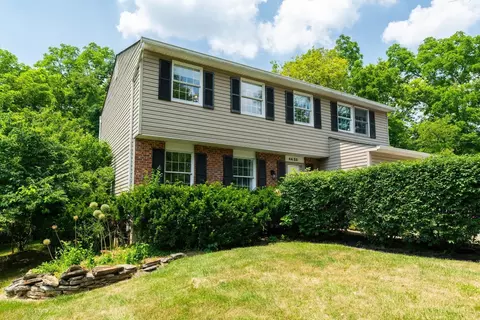 Exterior - 4433 Festive Ct, Cincinnati, OH 45245 photo 3 of 8