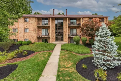 7238 Creekview Dr #10, Colerain Twp, OH 45247