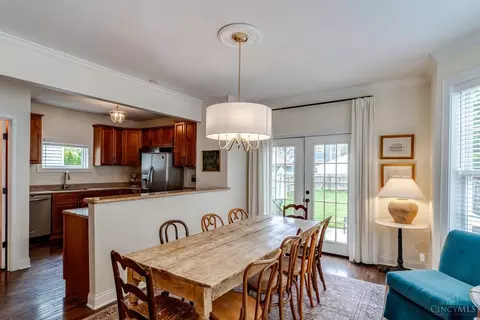 2896 Markbreit Ave, Cincinnati, OH 45209 photo 7