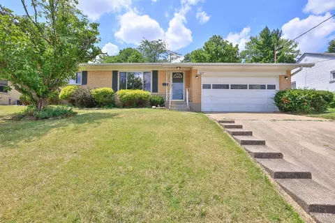 527 Delridge Dr, Cincinnati, OH 45238