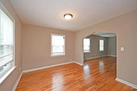 Living - 1878 Ashbrook Dr, Cincinnati, OH 45238 photo 5 of 5