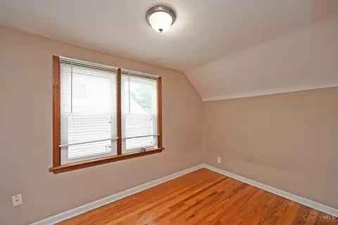 Bedroom - 1878 Ashbrook Dr, Cincinnati, OH 45238 photo 6 of 8