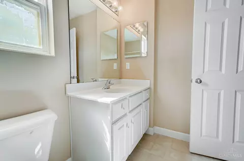 4276 Gensen Loop, Cincinnati, OH 45245 photo 37