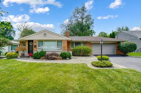 9705 Delray Dr, Montgomery, OH 45242