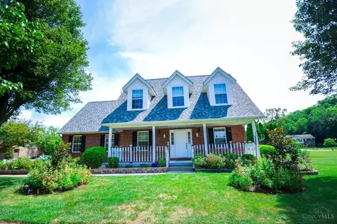 3337 Village Dr, Fairfield, OH 45014