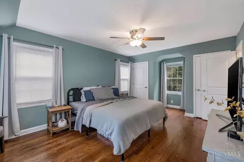 Bedroom - 1530 Beaverton Ave, Cincinnati, OH 45237 photo 2 of 6