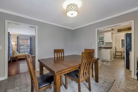 Dining - 1530 Beaverton Ave, Cincinnati, OH 45237 photo 2 of 3