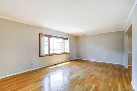 1716 Pinebluff Ln, Cincinnati, OH 45255 photo 5