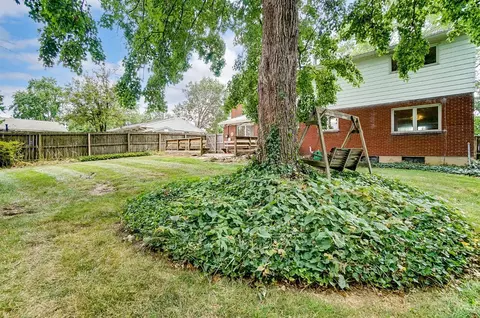 1716 Pinebluff Ln, Cincinnati, OH 45255 photo 35