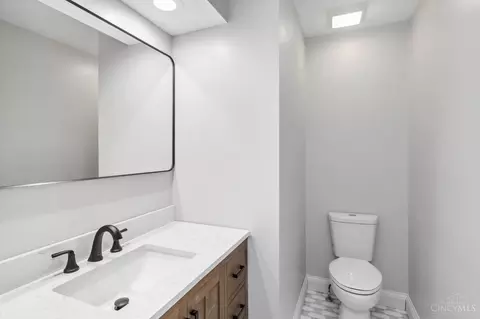 7021 Royalgreen Dr, Cincinnati, OH 45244 photo 22