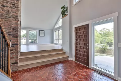 Entry Way - 7801 Hopper Rd, Cincinnati, OH 45255 photo 2 of 4