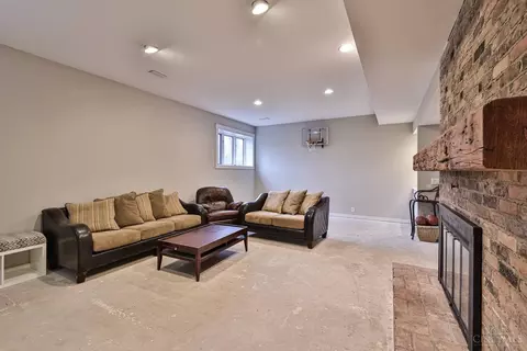 Living - 7801 Hopper Rd, Cincinnati, OH 45255 photo 3 of 3